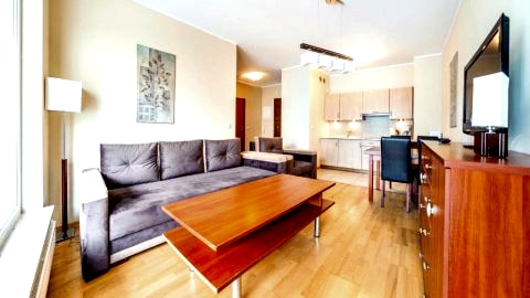 Apartament UG 31