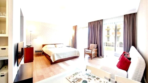 Apartament 80