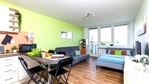 SuperApart Saska 48A 