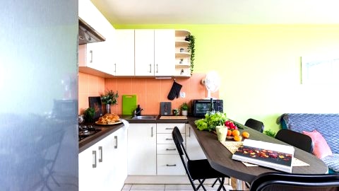 SuperApart Saska 48A 