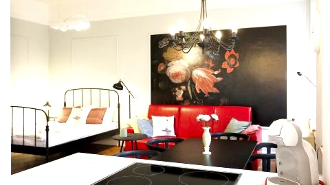 Faust Apartment