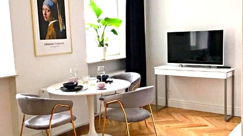 Apartament b1005837301