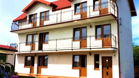 BUSOLA pokój 2-osobowy z łazienką i oddzielnym wejściem