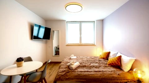 Apartament z 3 sypialniami i 3 łazienkami 
