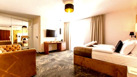 Amber Park HOTEL SPA z basenem Niechorze