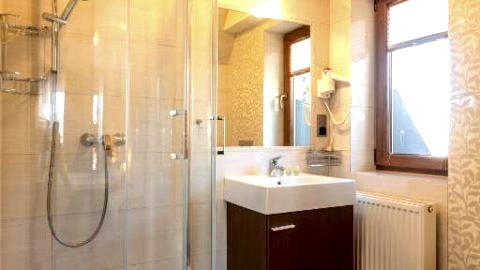 Pokój trzyosobowy z balkonem