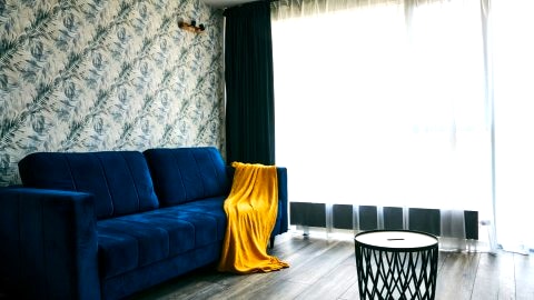 Easy Rent Apartments - CRYSTAL 
