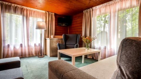 Domek campingowy 6- osobowy z salonem 