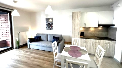 Apartament Lotnisko Chopina 4