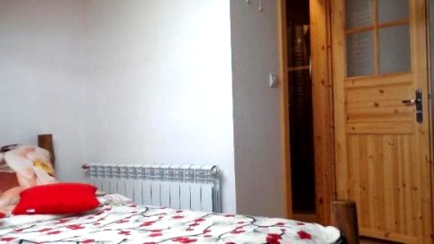 Pokój dwuosobowy nr 2 z prywatną łazienką