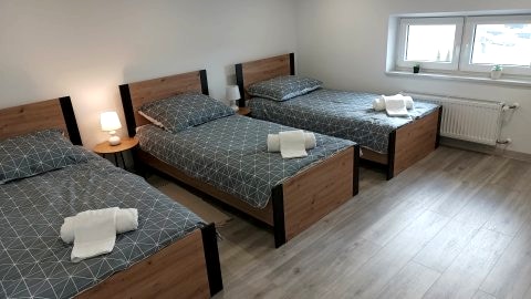 Nowy apartament nad jeziorem Roś na Mazurach, blisko centrum.