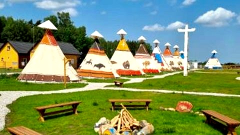 INDIANA CAMP przy SUNTAGO PARK