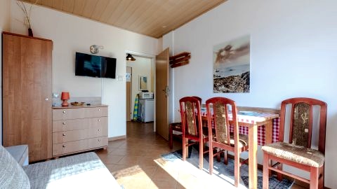 Dom Gościnny Nad Bałtykiem 450 m od pasa morskiego | Plac zabaw | Grill