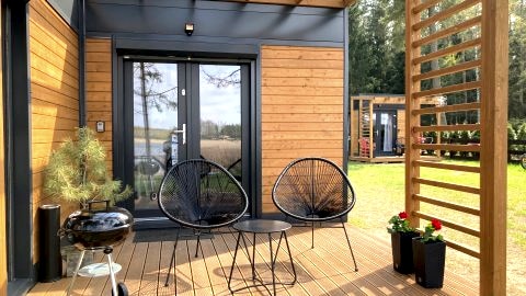 Makosieje Resort-nowoczesny domek 30 m od jeziora,wifi,ogrzewanie
