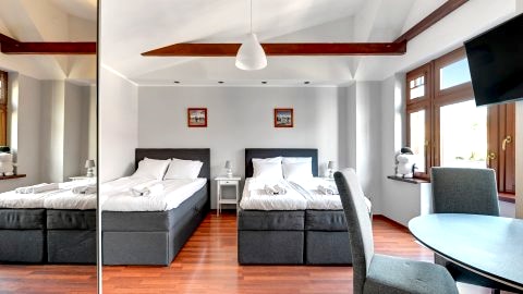 Studio 40 m 2 RED– II piętro, Balkon, typ studio, przeznaczony dla 2-4 osób.