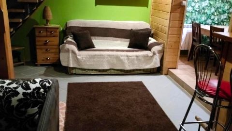 Domek z jacuzzi, idealny dla rodziny,blisko do lasu i szlaków górskich 