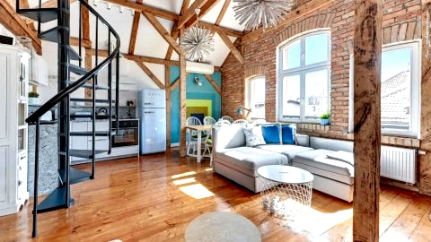 Lion Apartments - Cosy Attic