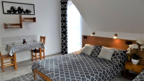 Pokój 3 osobowy z łazienką i balkonem
