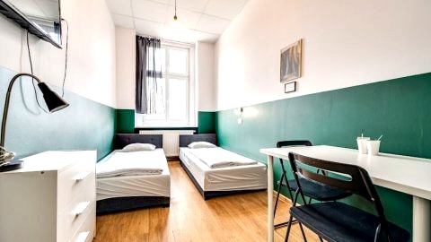 Hostel Stawowa - Pokój z dwoma łożkami pojedynczymi i wspólną łazienką i12
