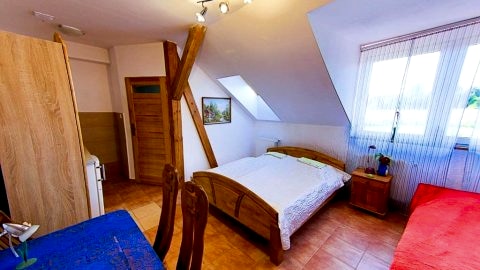 Rodzinny b155163802
