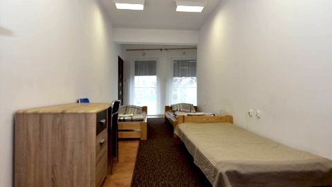 Pokój nr 1 trzyosobowy z łazienką