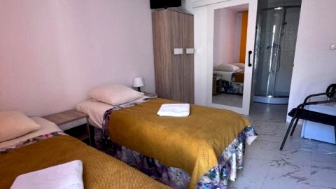 Pokój z 2 łóżkami pojedynczymi b965368610