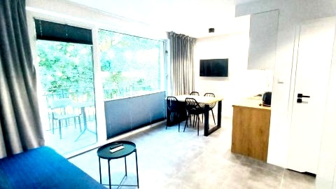 Apartament b1039612103