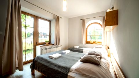 Pokój Trzyosobowy z Balkonem b690402903