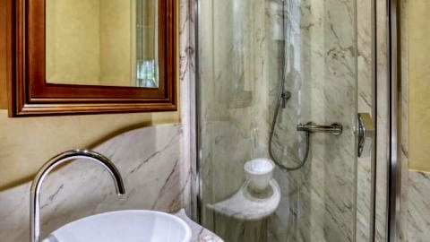Apartament b77243301