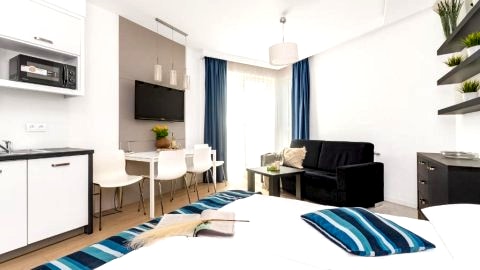 Studio b155119534