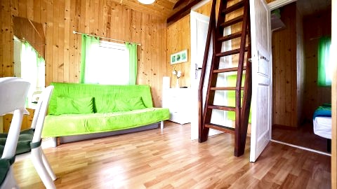 Domek zielony nr 2