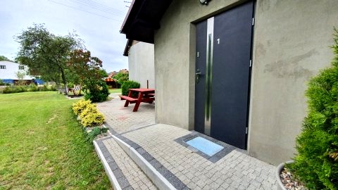 apartament z widokiem na ogród