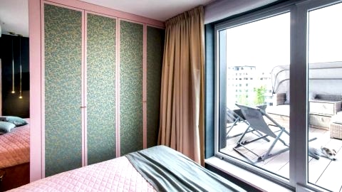 Luksusowy penthouse z jacuzzi i widokiem na morze