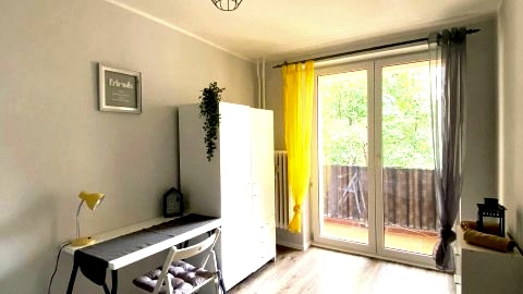 Spacious room