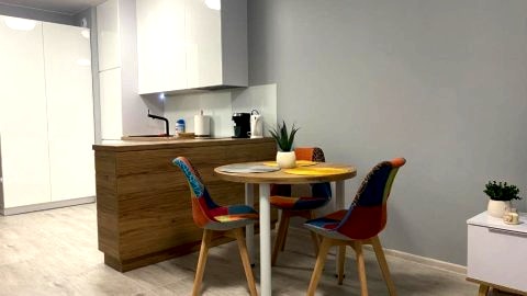 Urocza i nowoczesna kawalerka - Łódź w pobliżu centrum