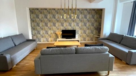Boutique Apartments - Old Town 120m2 - Private Underground Parking -