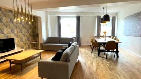 Boutique Apartments - Old Town 120m2 - Private Underground Parking -