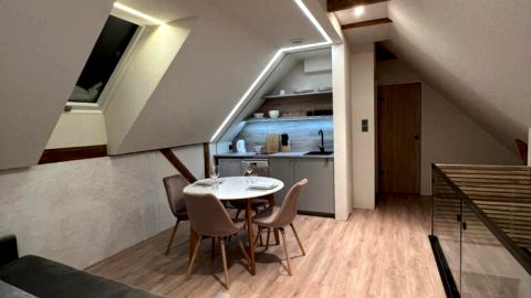 Apartament Black House88