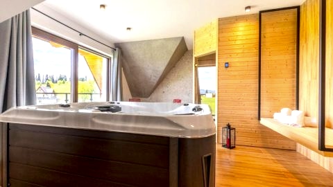 Willa Watra, Jacuzzi wewnętrzne, sauna i bilard na wyłączność