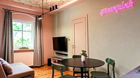 W12 Home Station - Apartement Greenpink