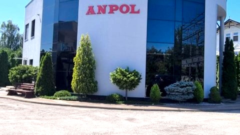 Anpol 2 idealny w podroży słuzbowej