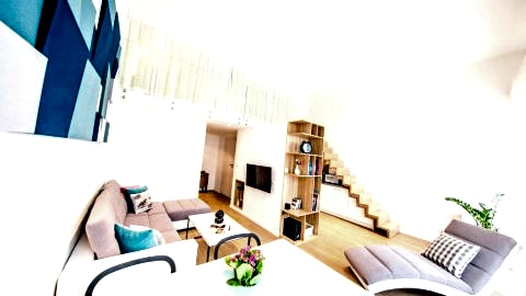 Studio b126788103