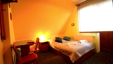 Pokój Dwuosobowy z 1 lub 2 łóżkami b73037301