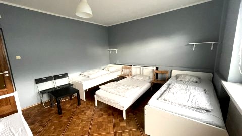 Pokój 4 osobowy bez łazienki