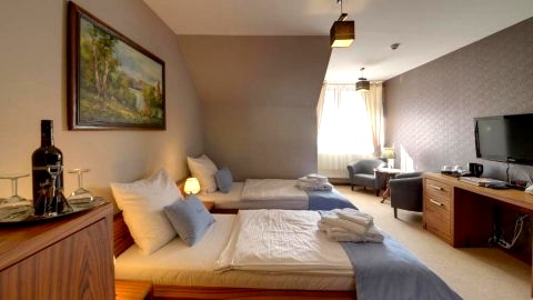 Studio b101581034