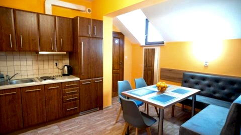 Apartament b819137804