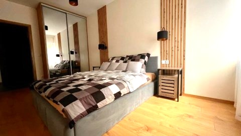 Apartament b1047125701