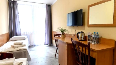 Pokój z 2 łóżkami pojedynczymi b750410807