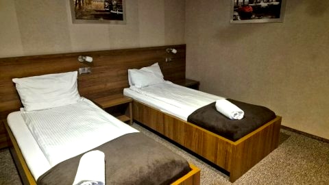 Pokój z 2 łóżkami pojedynczymi b212409803