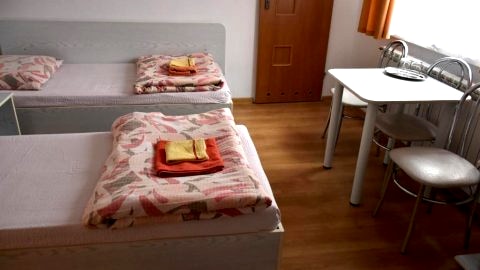 Pokój z 2 łóżkami pojedynczymi b648279303